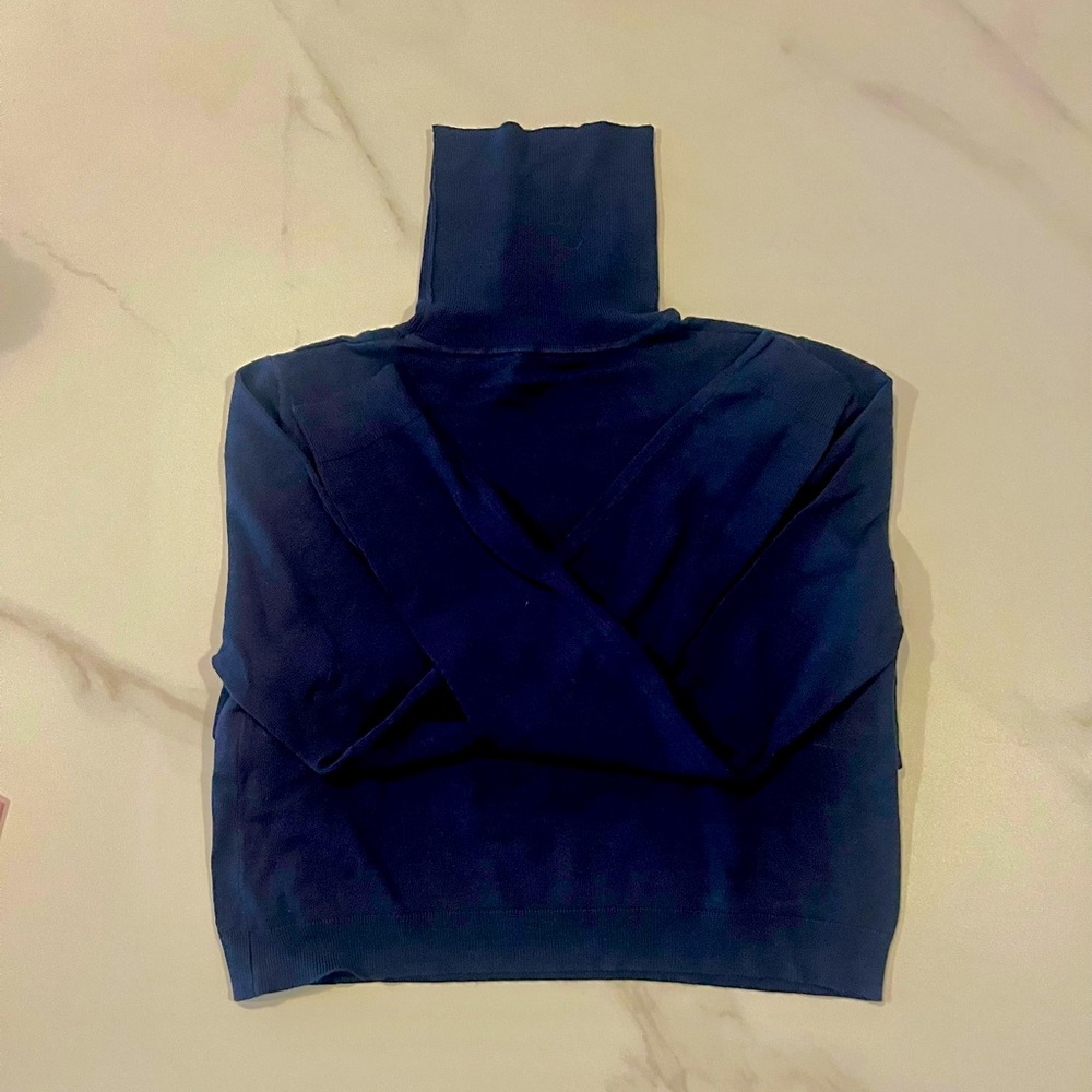 Navy Blue Knit Turtleneck Sweater, EUC, size medium